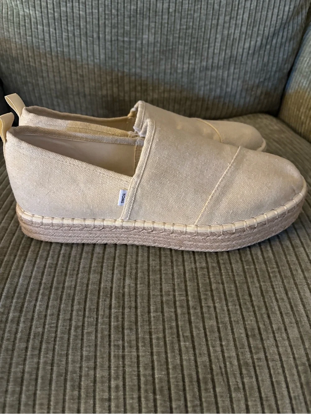 Tom’s Canvas Espadrille Slip-On Women's Shoe - Beige Sz: 10